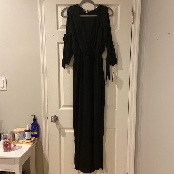 NWT jumpsuit - 3/4 open sleeves - Picture 1 of 3